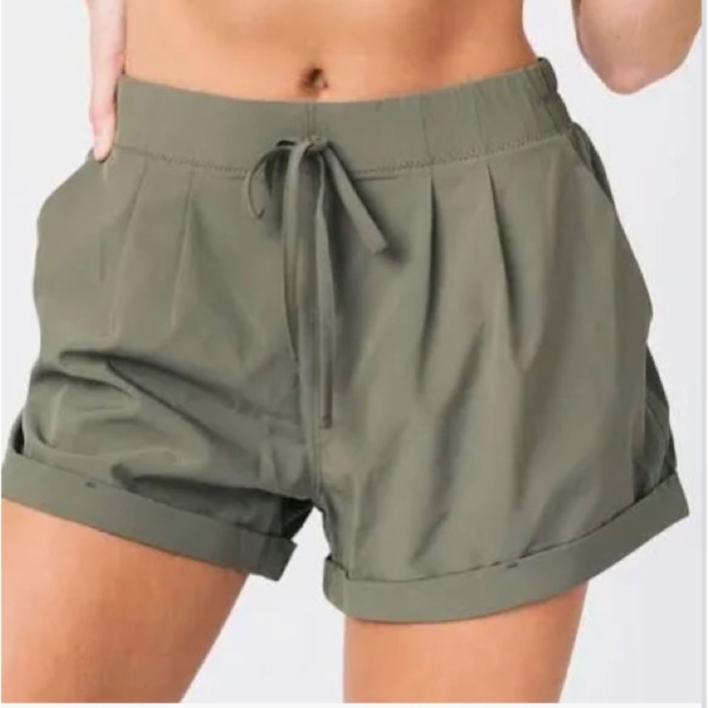 Size 12 Zyia Olive Summer Shorts